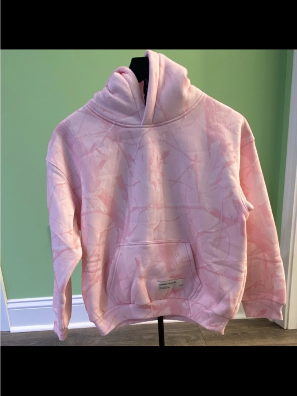 Girl’s Comfrt Pink Tie-Dye Hoodie - Soft Pastel Pullover
